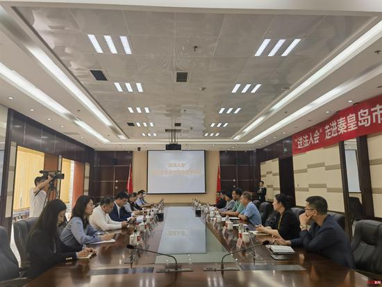 送法入會 服務企業 律師顧問團走進市物業管理協會